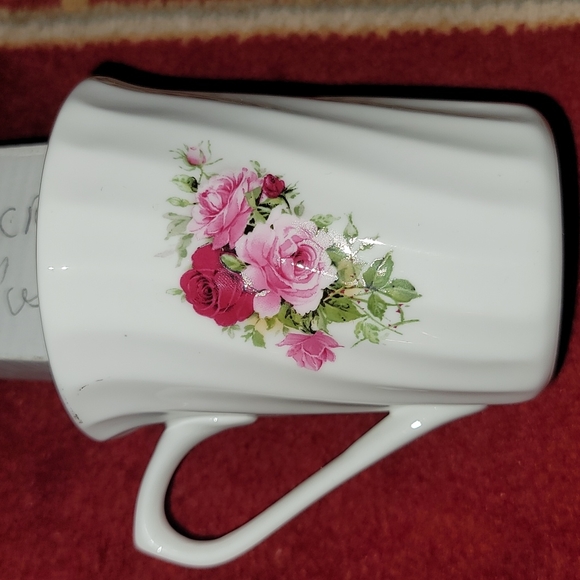 Happy 100th Birthday Red and Pink Rose Floral China Mug - Picture 4 of 6